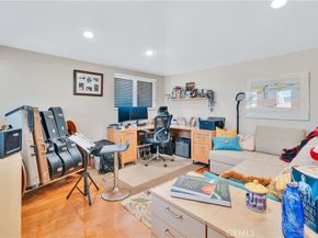 724 S Broadway B, Redondo Beach CA 90277