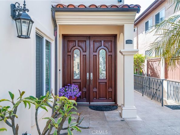 724 S Broadway B, Redondo Beach CA 90277
