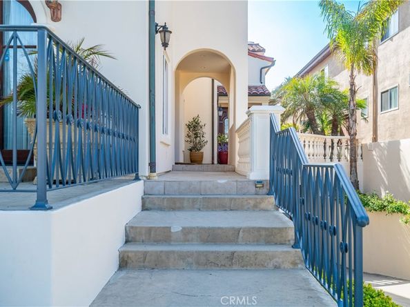 724 S Broadway B, Redondo Beach CA 90277