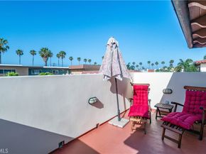 724 S Broadway B, Redondo Beach CA 90277