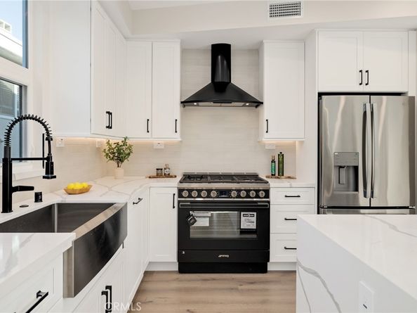 1802 Blossom Lane, Redondo Beach CA 90278