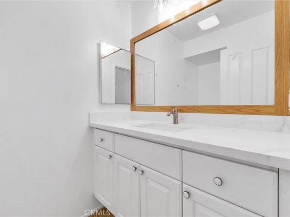 400 Orange Blossom 127, Irvine CA 92618