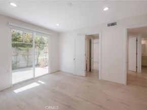 223 S Irena Avenue B, Redondo Beach CA 90277