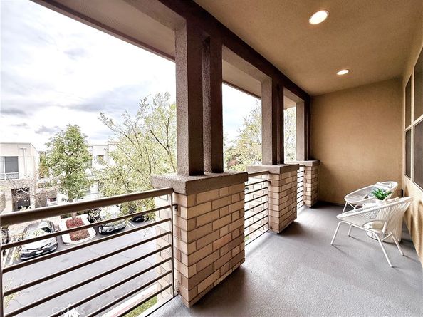 5547 Strand 103, Hawthorne CA 90250