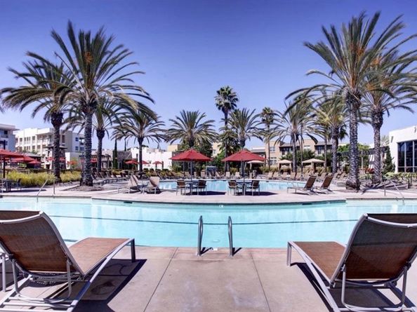 5547 Strand 103, Hawthorne CA 90250