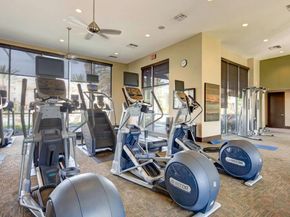 5547 Strand 103, Hawthorne CA 90250