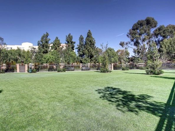 5547 Strand 103, Hawthorne CA 90250