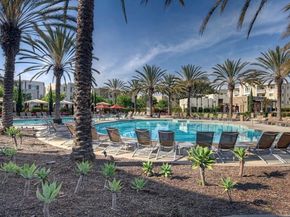 5547 Strand 103, Hawthorne CA 90250