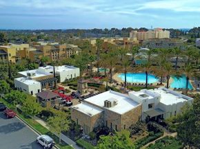 5547 Strand 103, Hawthorne CA 90250