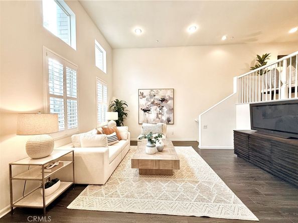 5547 Strand 103, Hawthorne CA 90250