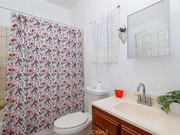 240 E 56th Street, Los Angeles CA 90011