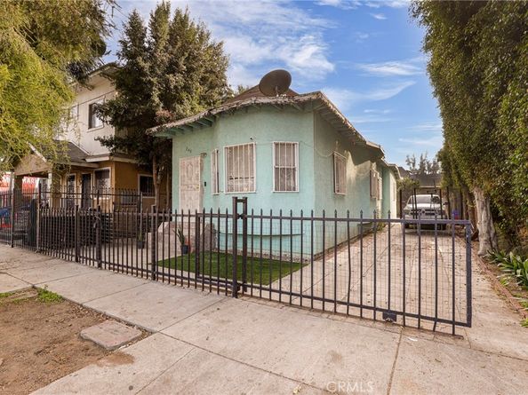 240 E 56th Street, Los Angeles CA 90011