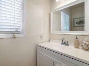 2248 Montair, Long Beach CA 90815