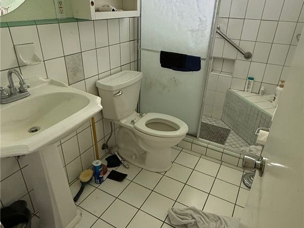 21117 Normandie, Torrance CA 90501