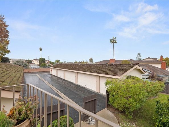 22875 Nadine B, Torrance CA 90505