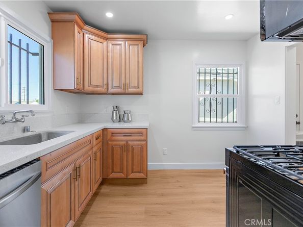 870 E 148th, Compton CA 90220