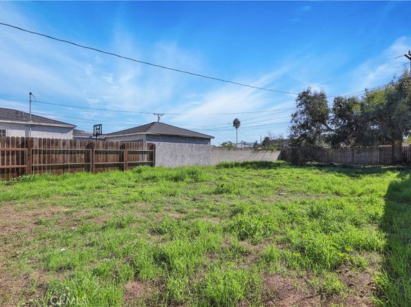 870 E 148th, Compton CA 90220