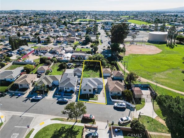 870 E 148th, Compton CA 90220