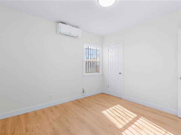 870 E 148th, Compton CA 90220