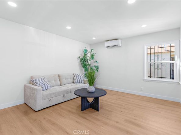 870 E 148th, Compton CA 90220