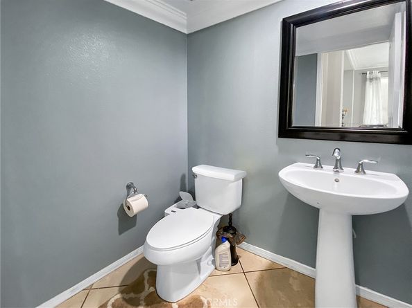 3318 Ridge Park Court, Long Beach CA 90804