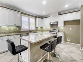 3318 Ridge Park Court, Long Beach CA 90804