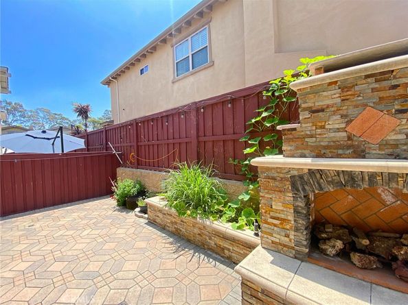 3318 Ridge Park Court, Long Beach CA 90804