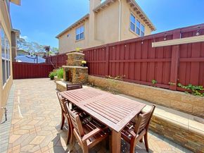 3318 Ridge Park Court, Long Beach CA 90804