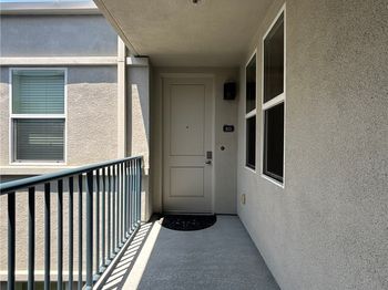 300 E 4th Street