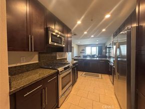 300 E 4th Street 422, Long Beach CA 90802