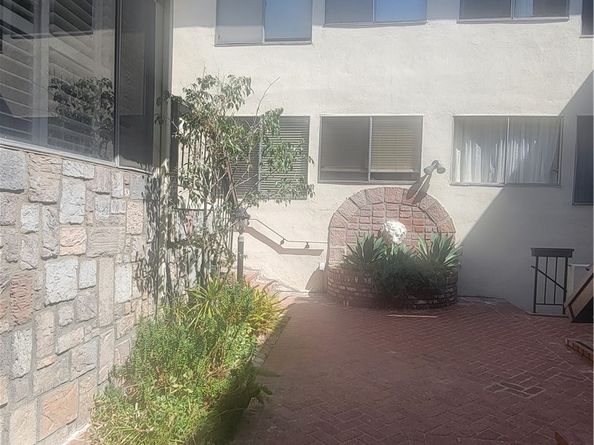 1840 Camden 202, Los Angeles CA 90025