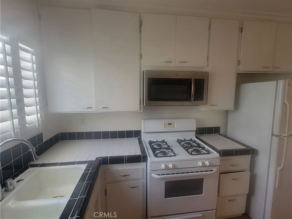 1840 Camden 202, Los Angeles CA 90025