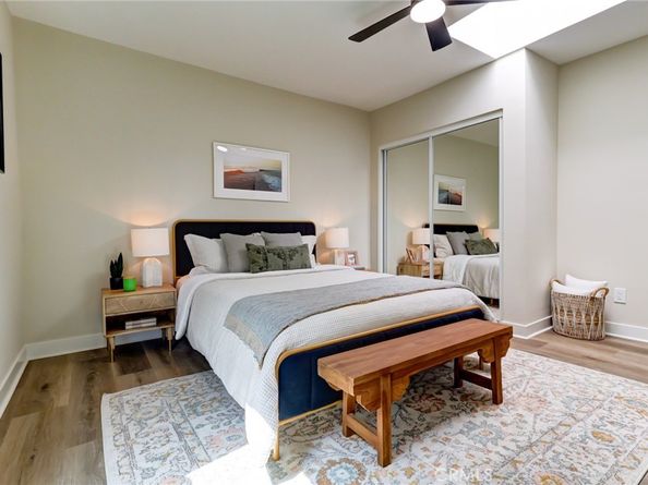 7400 S Hobart, Los Angeles CA 90047