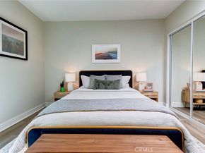 7400 S Hobart, Los Angeles CA 90047