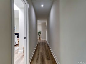 7400 S Hobart, Los Angeles CA 90047