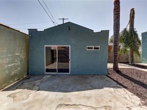 7400 S Hobart, Los Angeles CA 90047