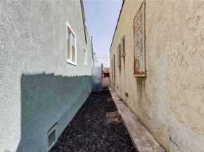 7400 S Hobart, Los Angeles CA 90047