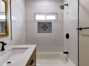 7400 S Hobart, Los Angeles CA 90047