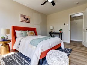 7400 S Hobart, Los Angeles CA 90047