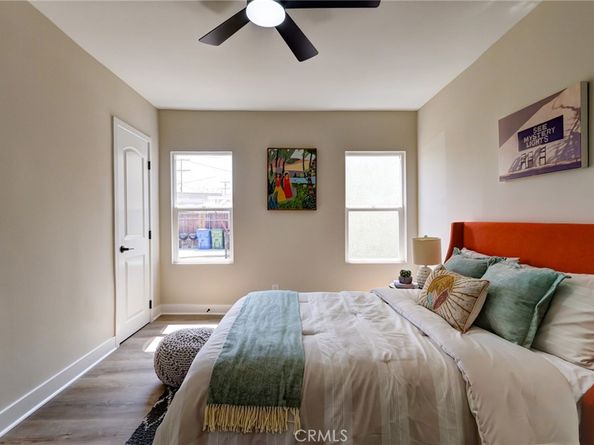 7400 S Hobart, Los Angeles CA 90047