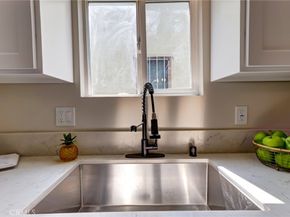 7400 S Hobart, Los Angeles CA 90047