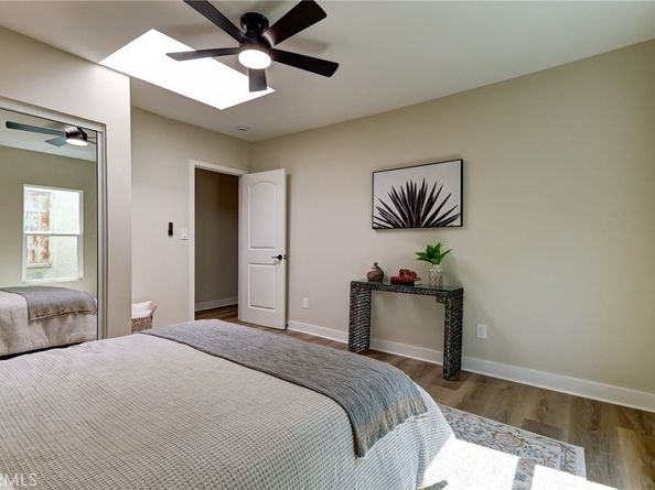 7400 S Hobart, Los Angeles CA 90047