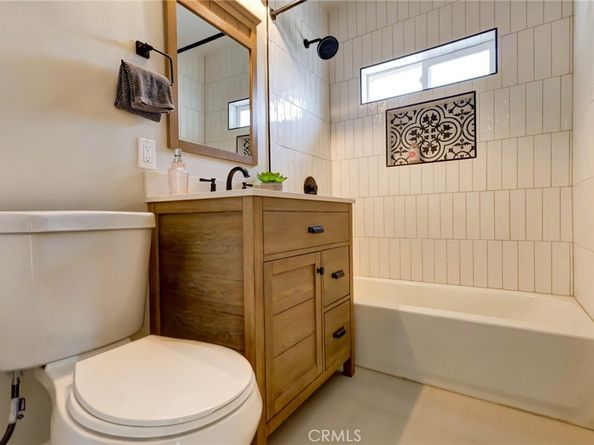 7400 S Hobart, Los Angeles CA 90047