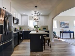 7400 S Hobart, Los Angeles CA 90047