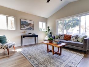 7400 S Hobart, Los Angeles CA 90047