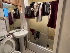 5746 Holmes Avenue, Los Angeles CA 90058