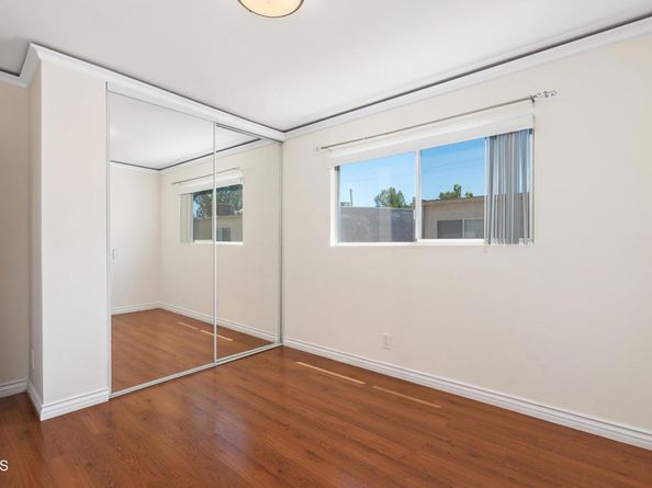 9503 Via Venezia, Burbank CA 91504