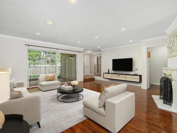 9503 Via Venezia, Burbank CA 91504