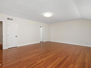 9503 Via Venezia, Burbank CA 91504