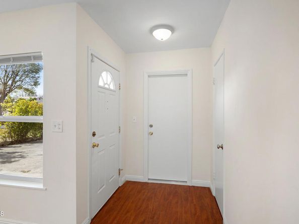 8534 Garden Grove Avenue, Northridge CA 91325